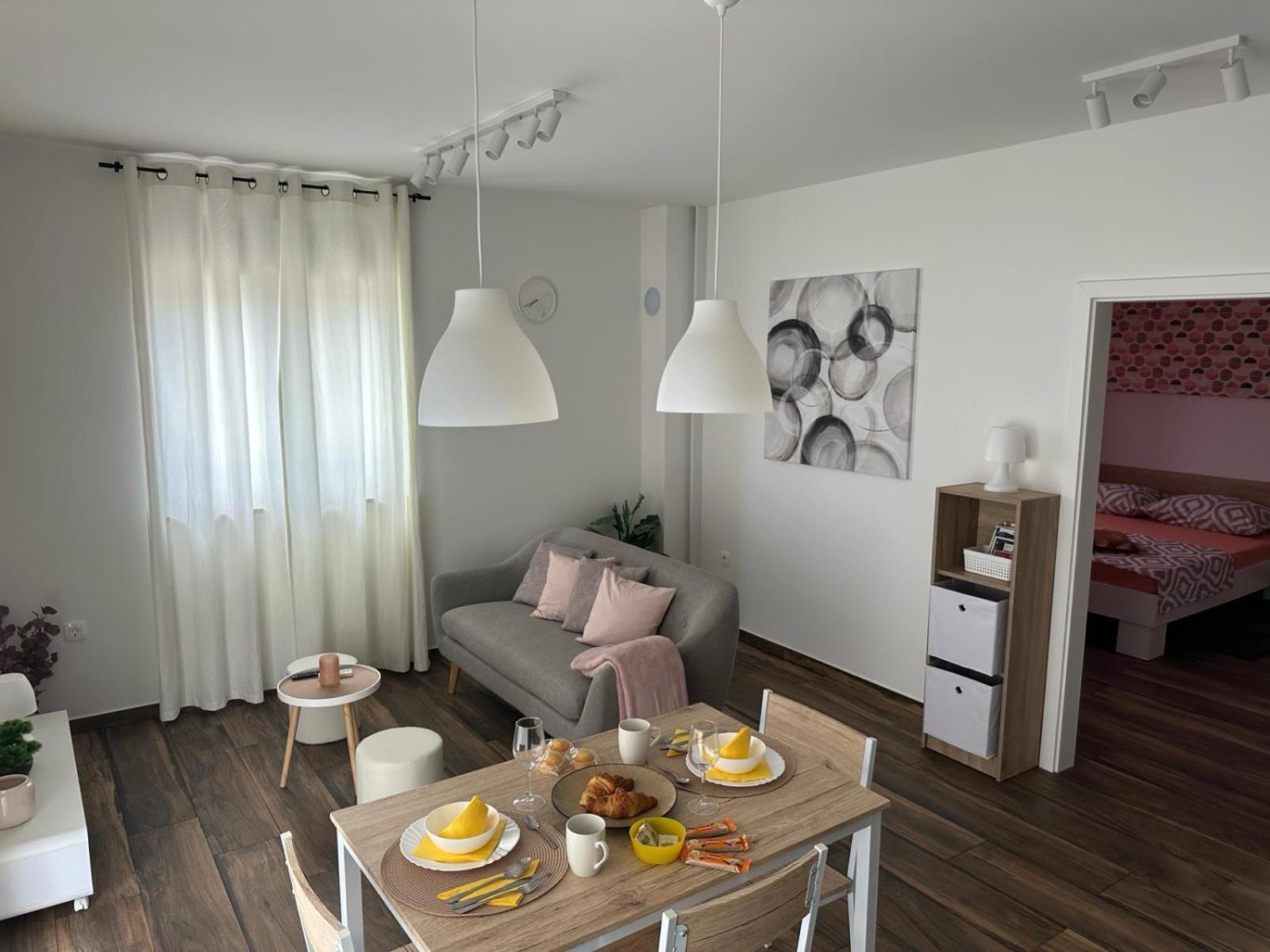 Apartments Harmony Hills Pula Eksteriør billede