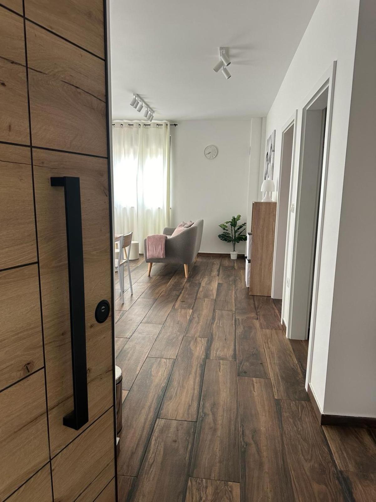 Apartments Harmony Hills Pula Eksteriør billede