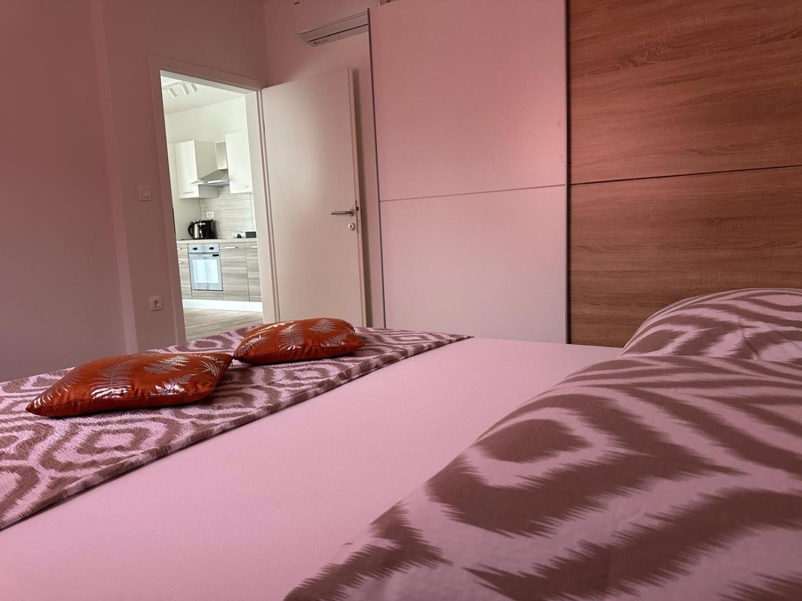 Apartments Harmony Hills Pula Eksteriør billede