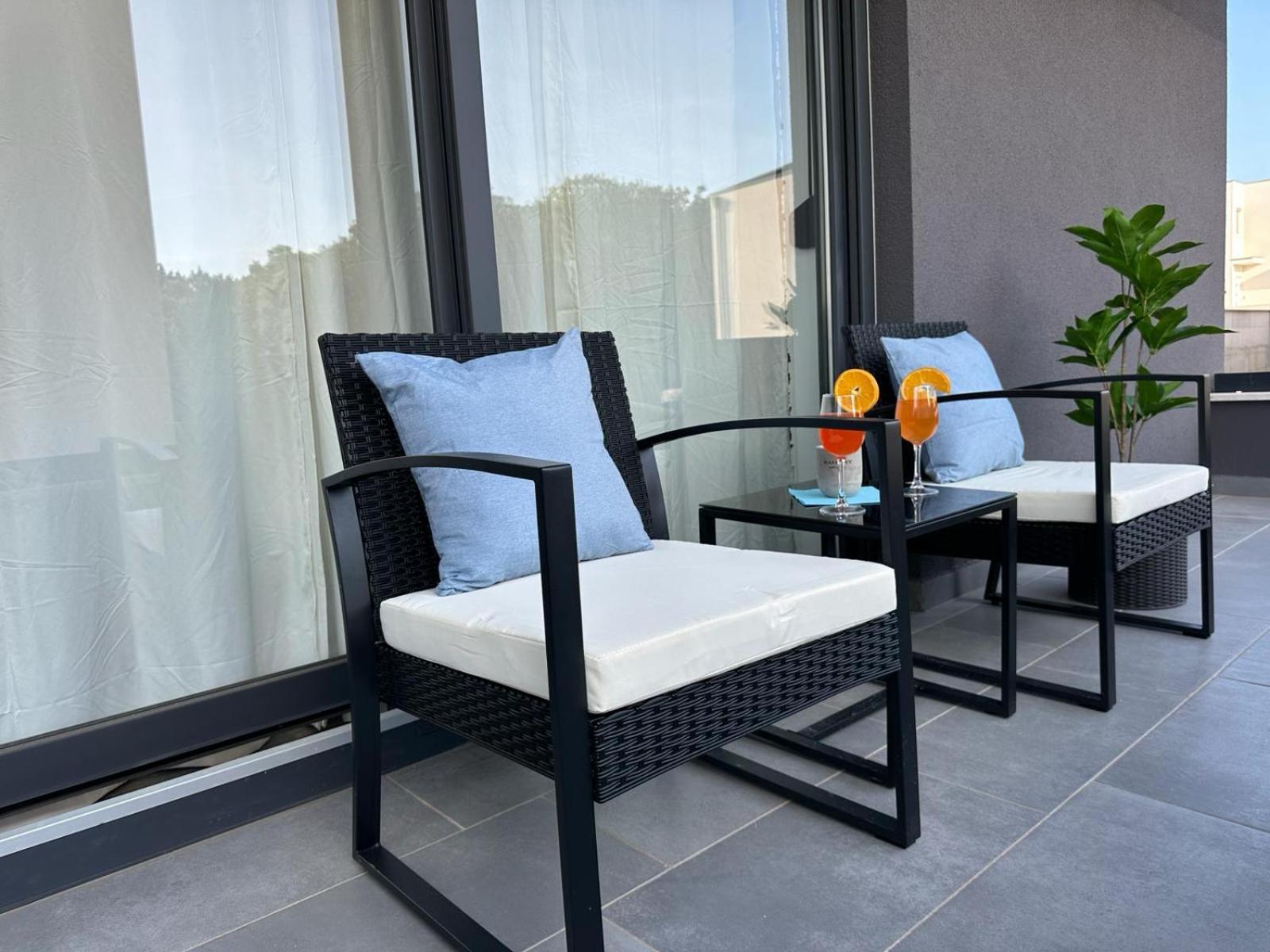 Apartments Harmony Hills Pula Eksteriør billede